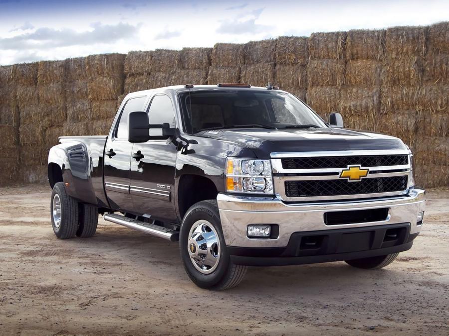  Chevrolet Silverado 3500 HD Crew Cab 2010 года  (фото 8 из 16)